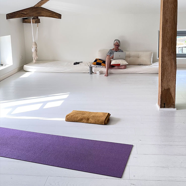 Sal&oacute;n de yoga